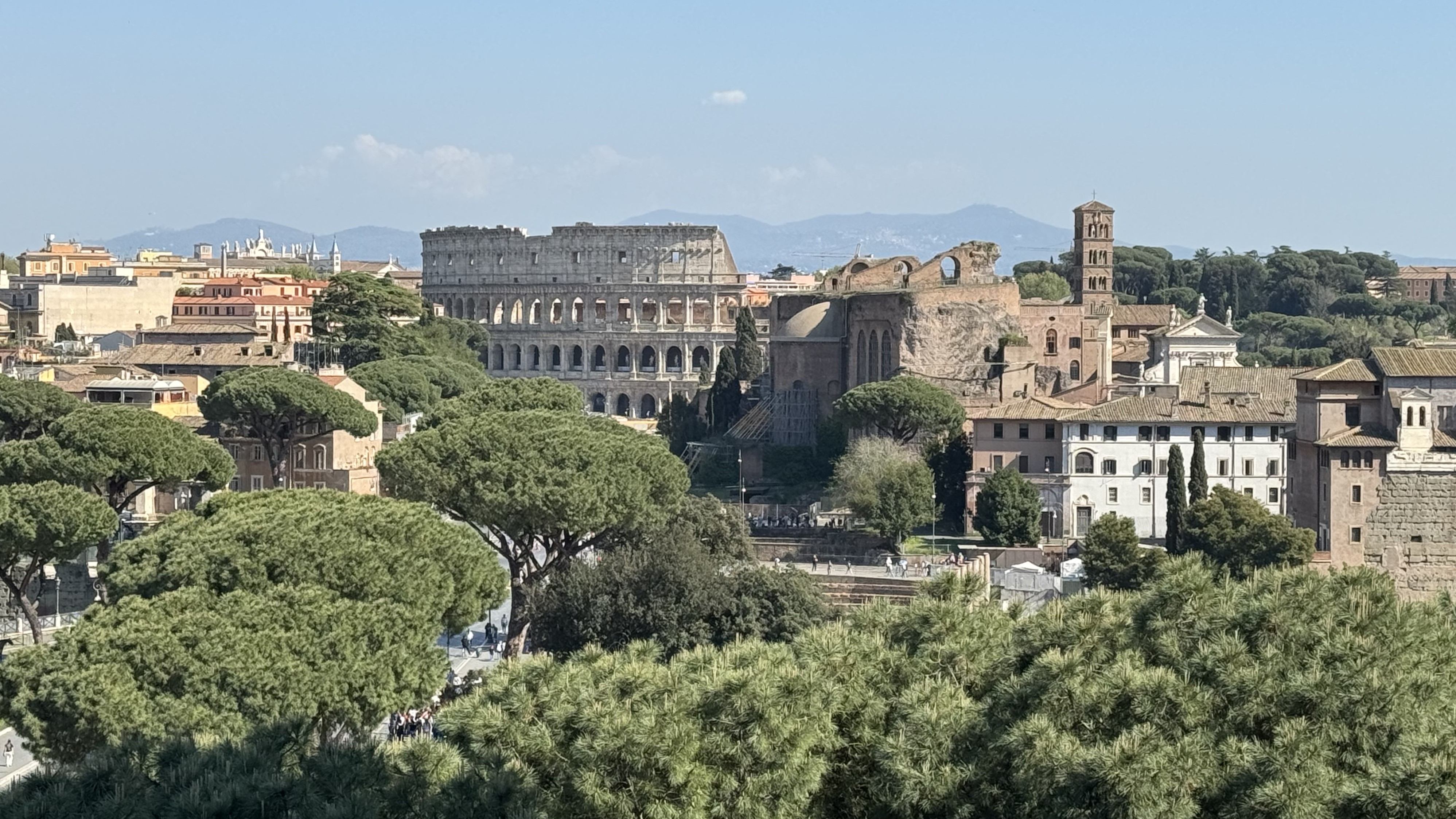 Rome: The Eternal and Crowded City – REFLECTIONS ON LIFE, WORK, AND ...